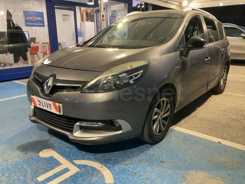 Usado Renault Grand Scénic III LIMITED 130 CV (95 kW) 2015 Gris / plata Monovolumen