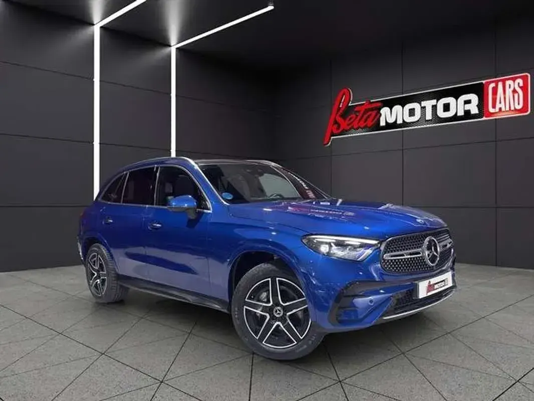 Usado Mercedes GLC300e 314 CV (230 kW) 2025 Azul SUV