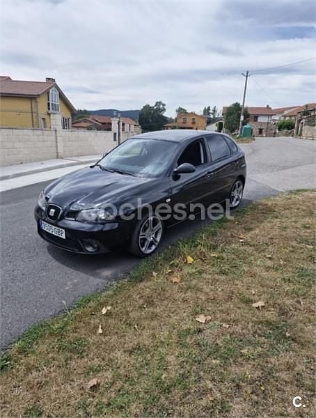 Usado Seat Ibiza FR 130 CV (95 kW) 2008 Negro Berlina