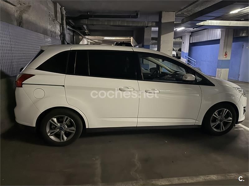 Usado Ford Grand C-Max 125 CV (91 kW) 2014 Blanco Monovolumen