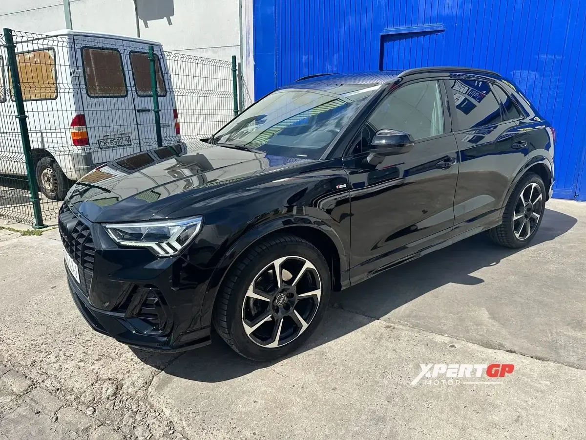 Usado Audi Q3 150 CV (110 kW) 2022 Negro SUV