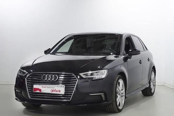 Usado Audi A3 e-tron S-Line 204 CV (150 kW) 2020 Utilitario