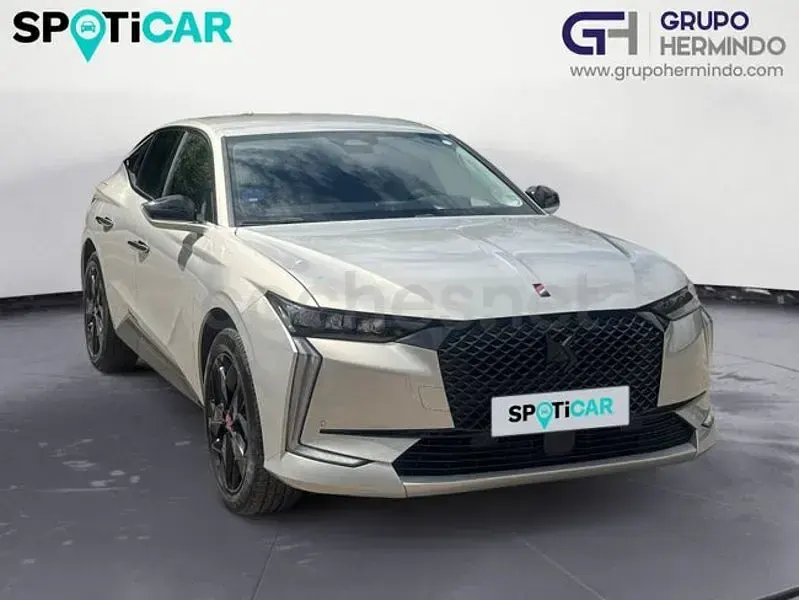 Usado DS Automobiles DS4 Performance 225 CV (165 kW) 2024 Gris / plata SUV