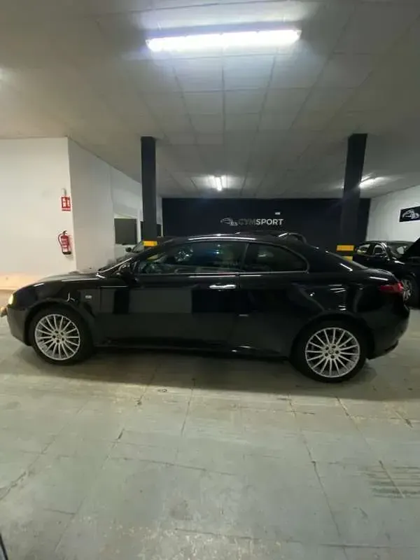 Usado Alfa Romeo GT Distinctive 150 CV (110 kW) 2006 Blanco Coupe