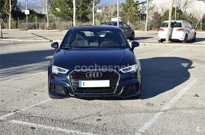 Usado Audi A3 S-Line 150 CV (110 kW) 2017 Azul Berlina
