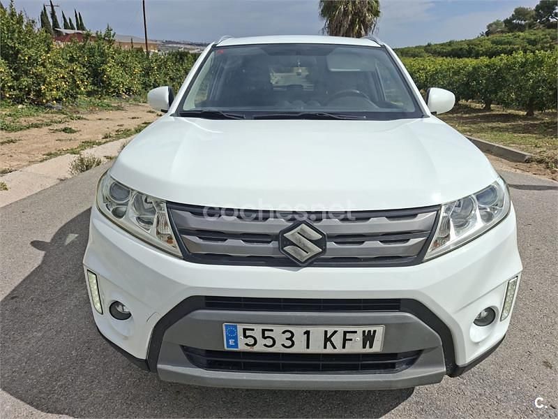 Usado Suzuki Vitara 120 CV (88 kW) 2017 Blanco SUV