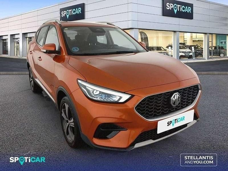 Usado MG ZS Comfort 107 CV (78 kW) 2025 Naranja SUV