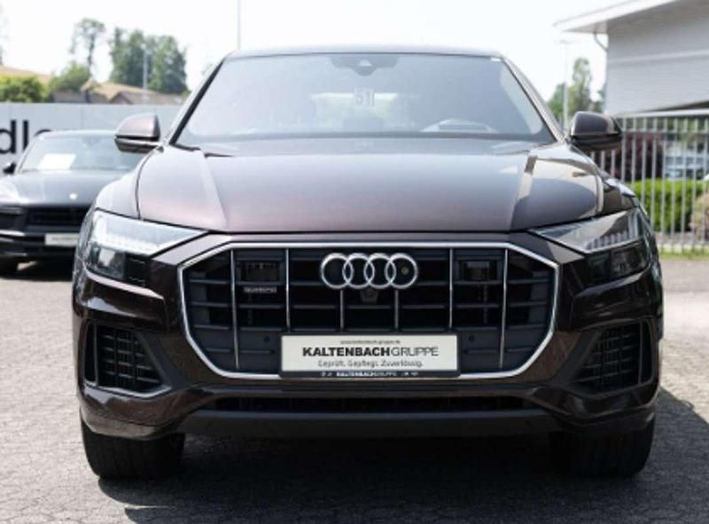 Usado Audi Q8 340 CV (250 kW) 2021 Negro SUV
