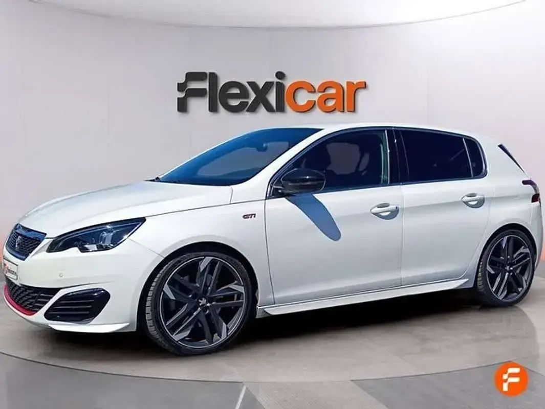 Usado Peugeot 308 GT-line 250 CV (183 kW) 2017 Blanco Berlina