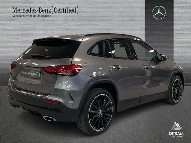 Usado Mercedes GLA250 218 CV (160 kW) 2021 Gris montaña SUV
