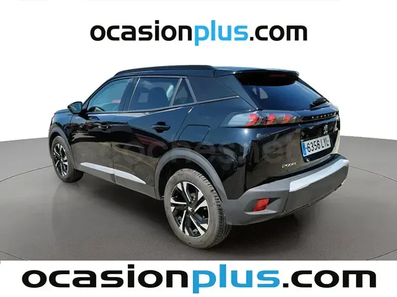 Usado Peugeot 2008 Allure 130 CV (95 kW) 2022 Negro SUV