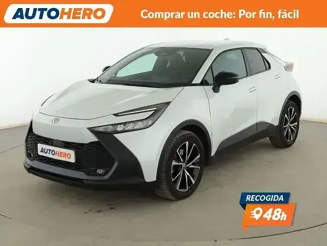 Begagnad Toyota C-HR Advance 223 HK (164 kW) 2024 SUV