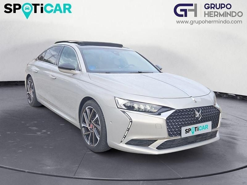 Usado DS Automobiles DS9 Rivoli 225 CV (165 kW) 2021 Gris Berlina