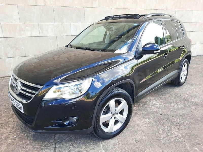 Usado VW Tiguan Advance 140 HP (102 kW) 2011 Preto SUV