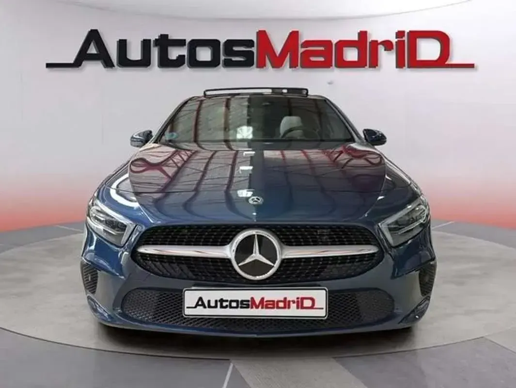 Usado Mercedes A250 224 CV (164 kW) 2020 Azul Berlina
