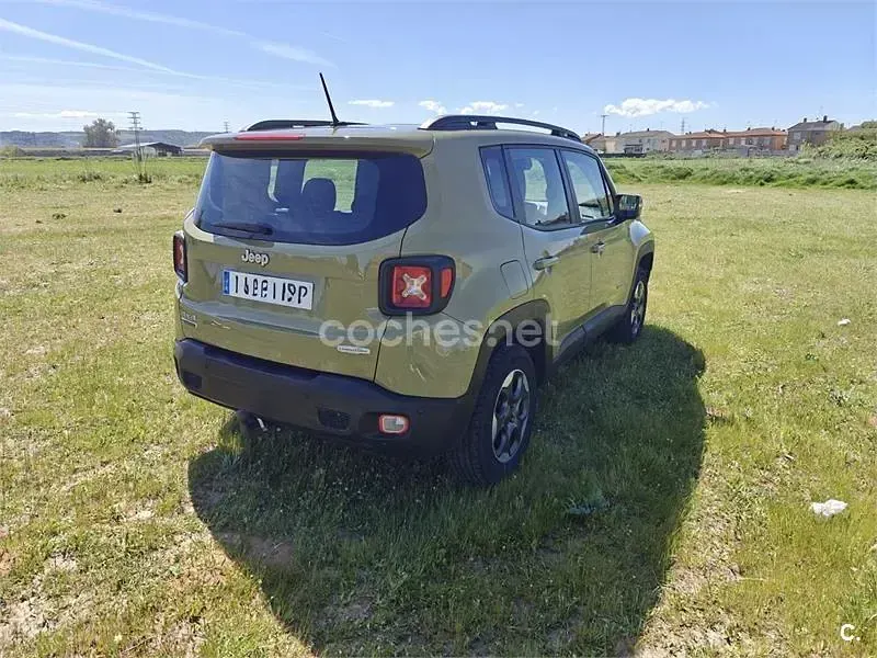 Usado Jeep Renegade Longitude 140 CV (102 kW) 2015 Verde SUV