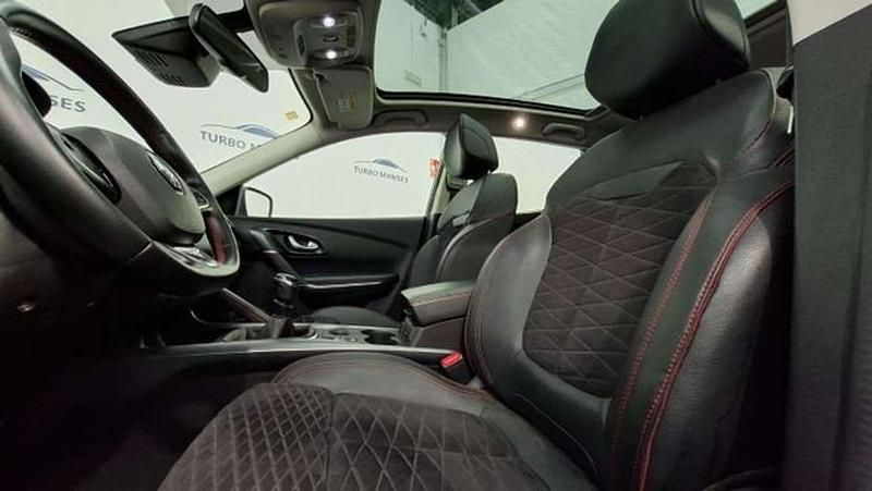 Usado Renault Kadjar Black Edition 159 CV (116 kW) 2020 Blanco SUV