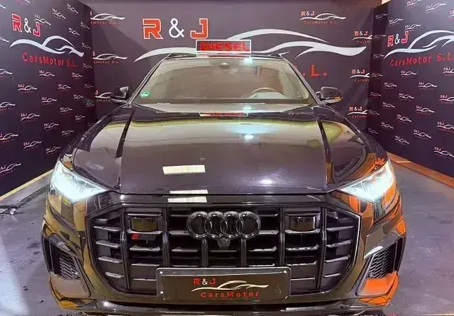 Usado Audi Q8 Exclusive 435 CV (319 kW) 2020 Negro SUV