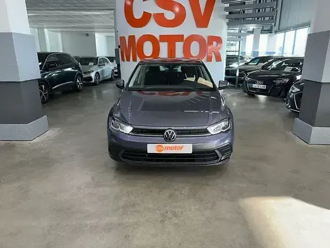 Begagnad VW Polo Life 95 HK (69 kW) 2022 Grå Halvkombi