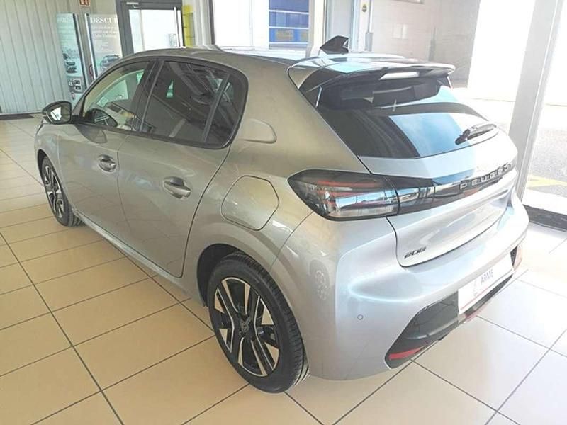 Usado Peugeot 208 Allure 102 CV (75 kW) 2024 Utilitario