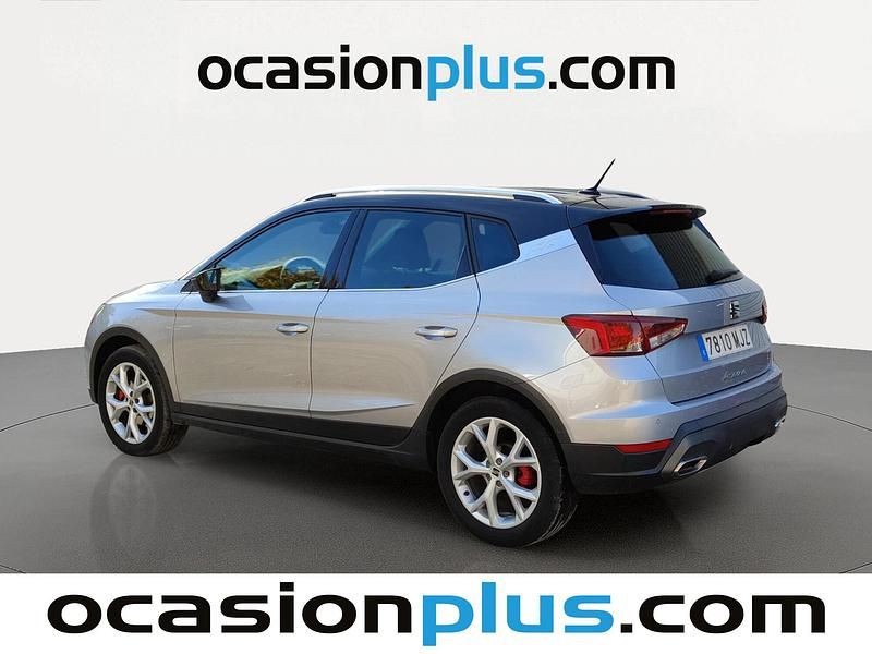 Usado Seat Arona FR 150 CV (110 kW) 2023 Gris SUV