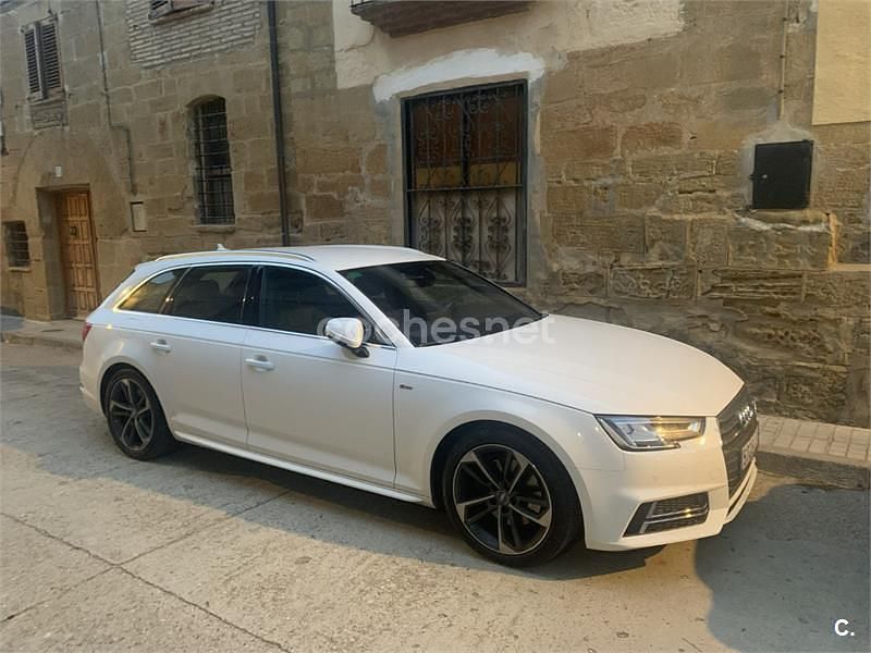 Usado Audi A4 S-Line 150 CV (110 kW) 2017 Blanco Familiar