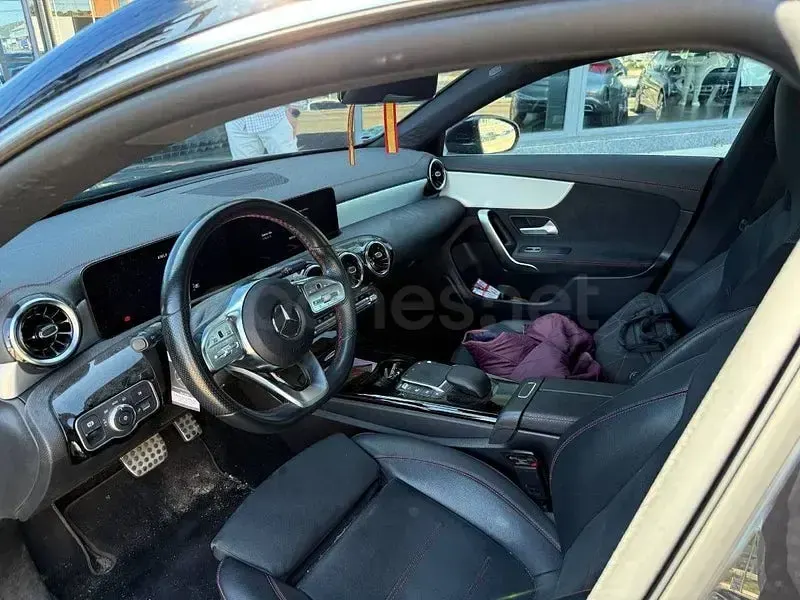 Usado Mercedes CLA200 150 CV (110 kW) 2023 Negro Coupe