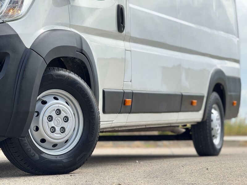 Usado Citroën Jumper 161 CV (118 kW) 2018 Blanco Monovolumen