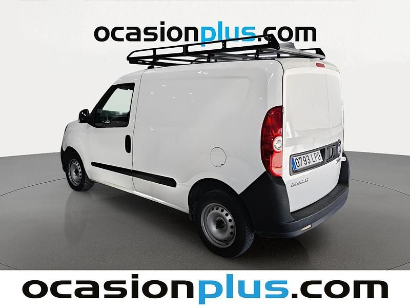 Usado Fiat Doblò 95 CV (69 kW) 2021 Blanco Monovolumen