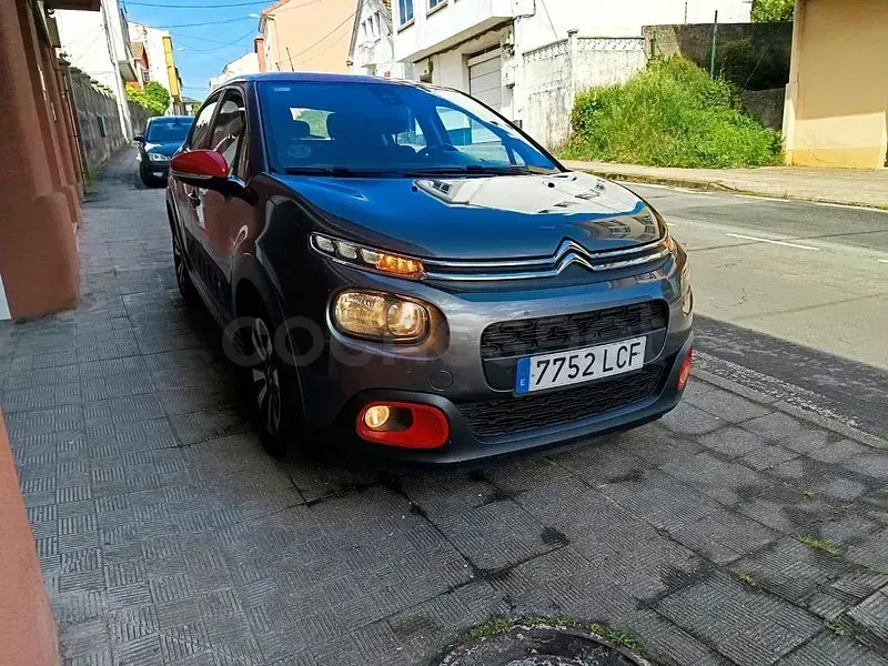 Usado Citroën C3 Feel 99 CV (72 kW) 2019 Gris / plata Utilitario