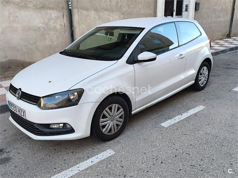 Usado VW Polo Edition 60 CV (44 kW) 2014 Blanco Berlina