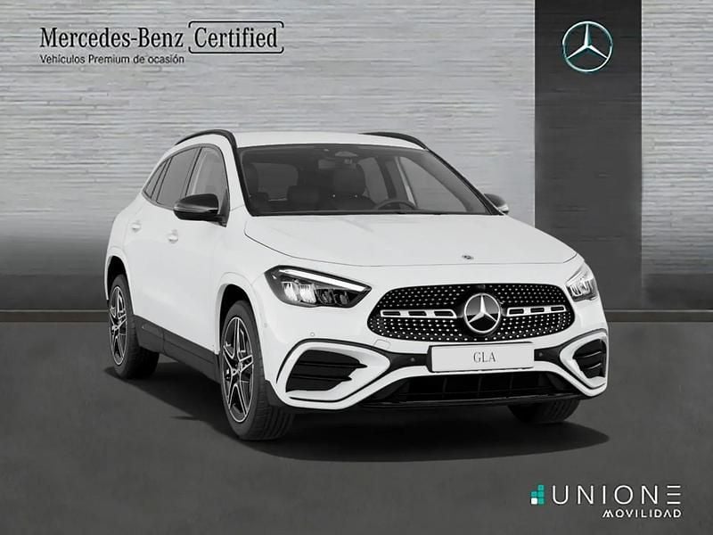 Usado Mercedes GLA200 150 HP (110 kW) 2026 Branco SUV