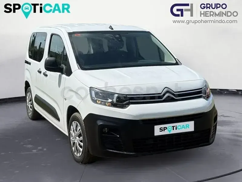Usado Citroën e-Berlingo Live 102 CV (75 kW) 2021 Blanco Monovolumen