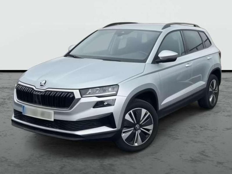 Usado Skoda Karoq Ambition 116 CV (85 kW) 2022 Plateado SUV