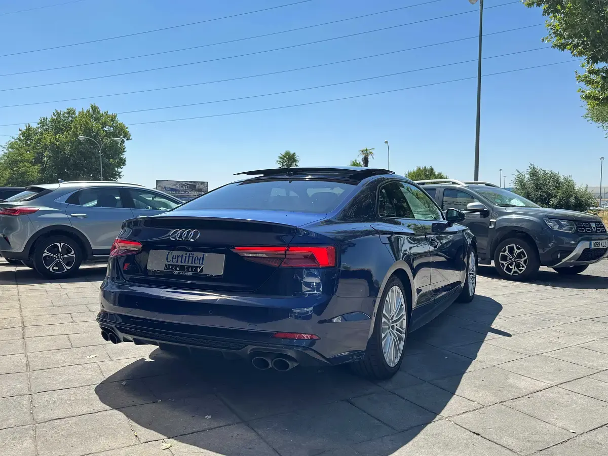 Usado Audi A5 333 CV (244 kW) 2017 Azul Coupe