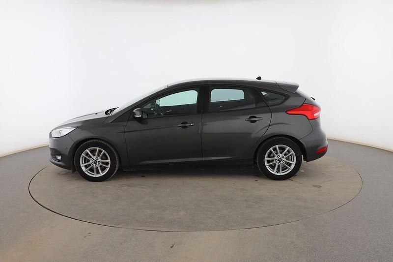 Usado Ford Focus Business Edition 125 CV (91 kW) 2017 Gris Utilitario