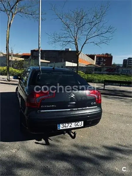 Usado Citroën C5 138 CV (101 kW) 2008 Azul Berlina