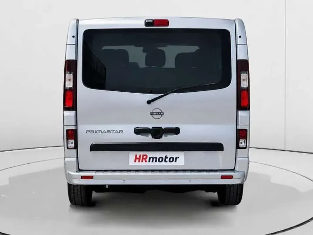Usado Nissan Primastar Acenta 150 CV (110 kW) 2025 Gris Monovolumen