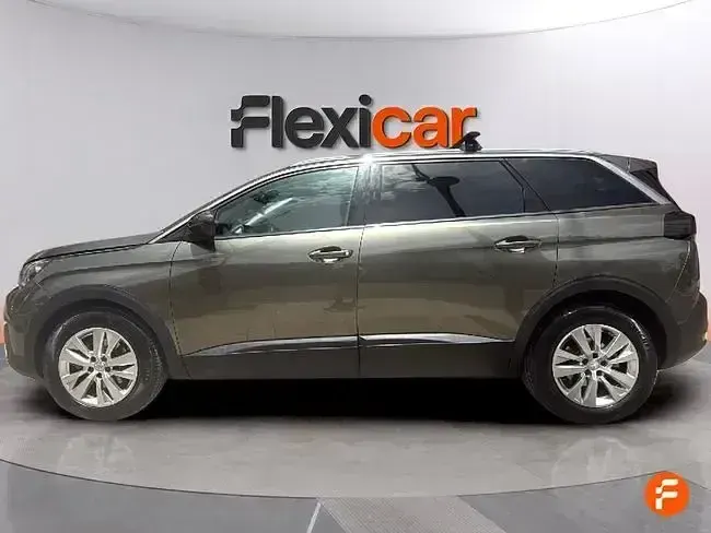 Usado Peugeot 5008 Active 130 CV (95 kW) 2018 Gris SUV