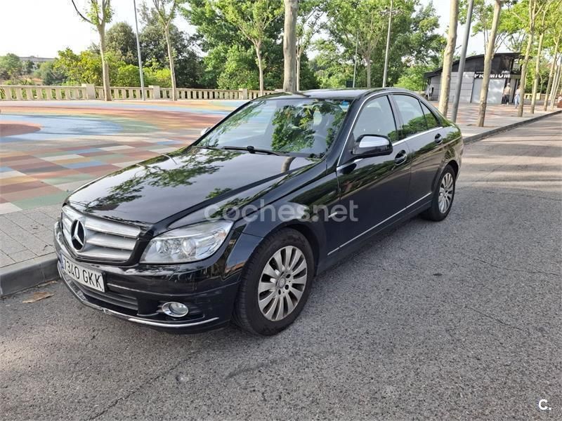 Negro Usado 2009 Mercedes C200 Berlina | 6500 € (Precio justo) - Imagen 1/3