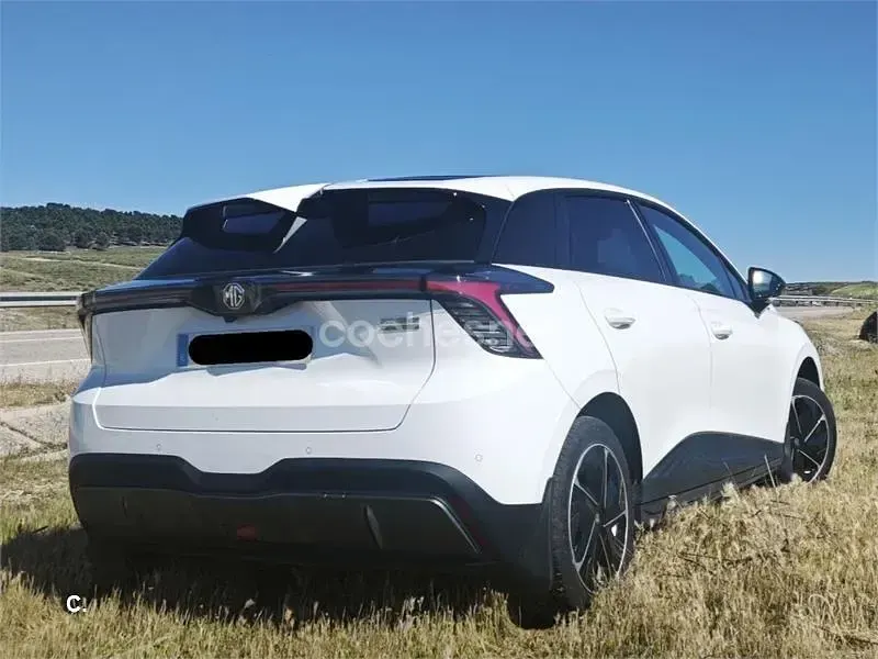 Occasion MG MG4 EV Luxury 150 kW (204 PK) 2023 Eléctrico Hatchback