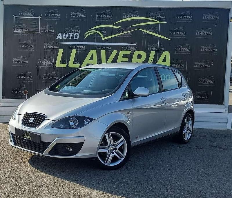 Gris Usado 2012 Seat Altea Ecomotive Monovolumen | 6900 € (Precio justo) - Imagen 1/4