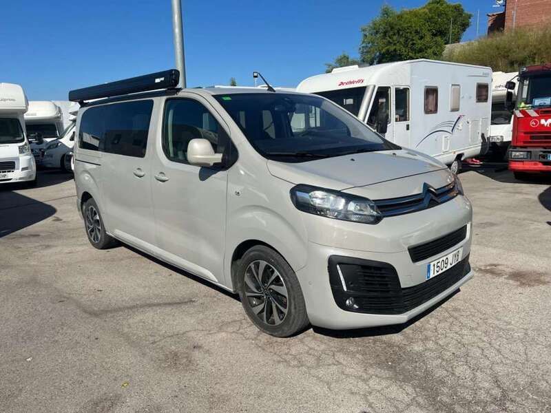 Usado 2017 Citroën Spacetourer Feel Van | 24.900 € (Un poco caro) - Imagen 1/4