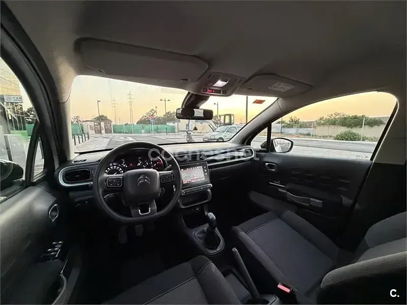 Usado Citroën C3 Shine 75 CV (55 kW) 2017 Blanco Berlina
