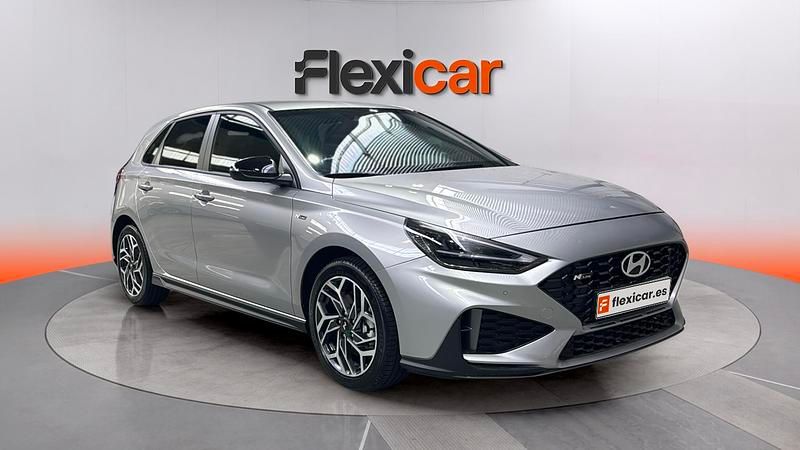 Usado Hyundai i30 N Line 101 CV (74 kW) 2024 Gris Berlina
