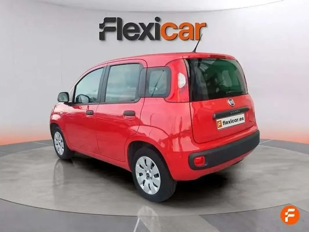 Usado Fiat Panda Cross Cross 69 CV (50 kW) 2019 Rojo Utilitario