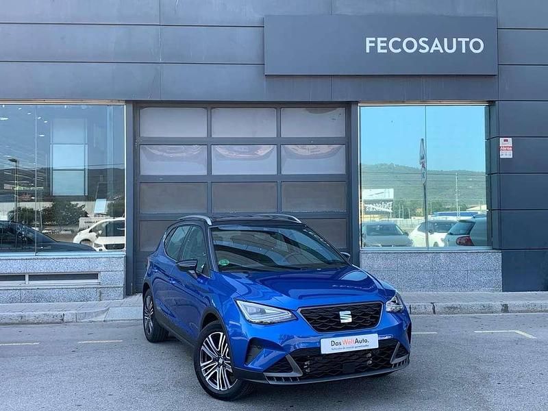 Azul Usado 2024 Seat Arona FR SUV | 18.490 € (Precio justo) - Imagen 1/4