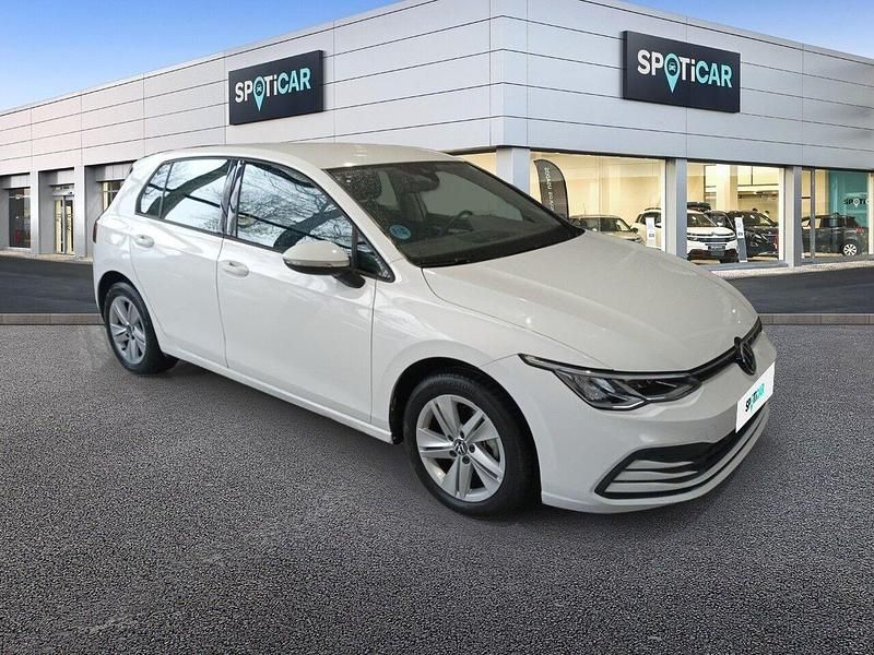 Usado VW Golf VIII Life 115 CV (84 kW) 2022 Blanco Berlina