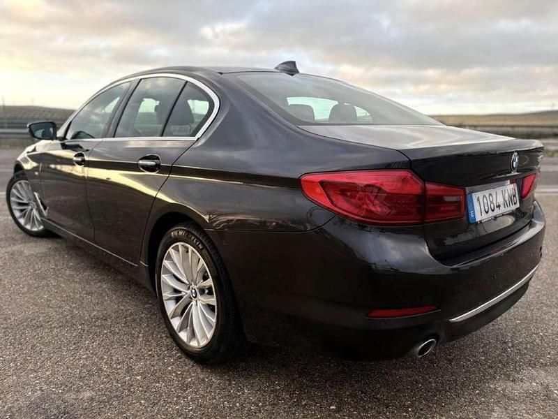 Usado BMW 520 Luxury Line 190 CV (139 kW) 2018 Negro Berlina