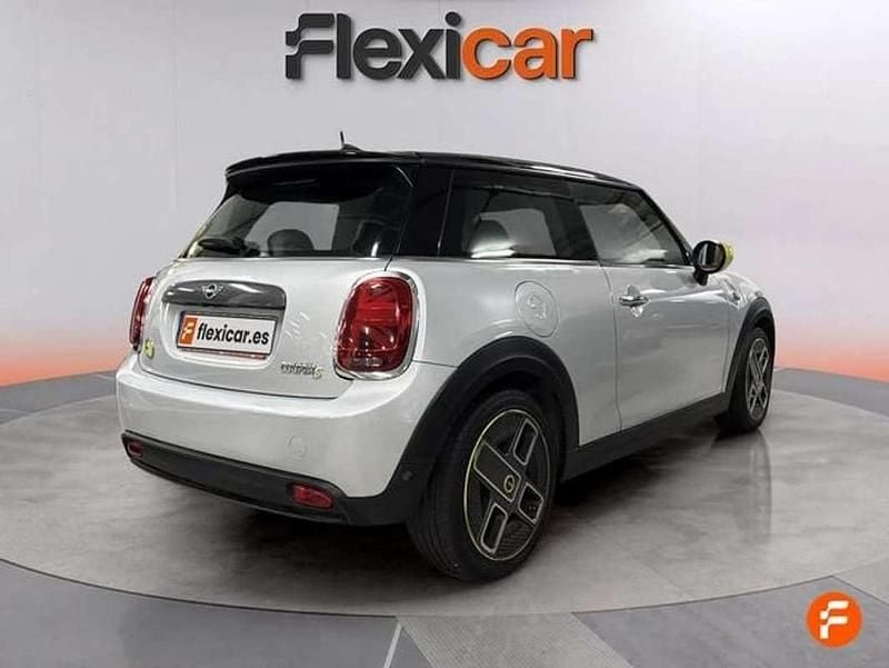 Usado Mini Cooper SE 135 kW (184 CV) 2020 Gris Utilitario